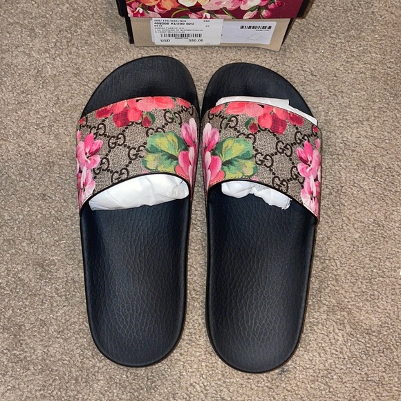 Gucci slides - Picture 1 of 4